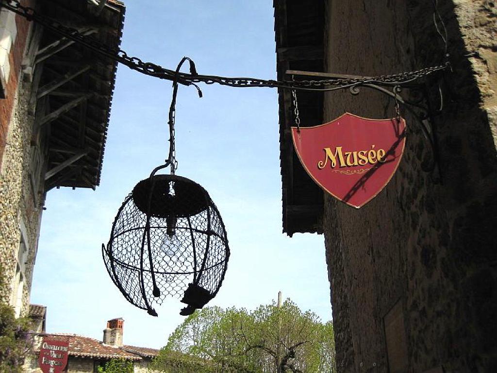 101 VOYAGE DANS L AIN 2016 - MUSEE DE PEROUGES 1_000002.jpg